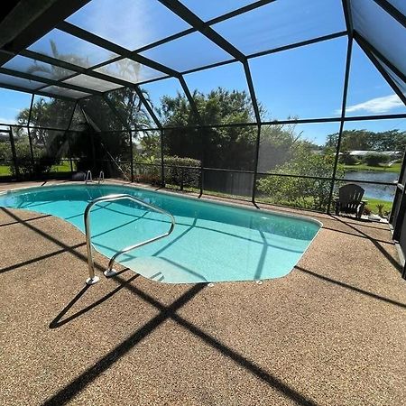 Pool Home With A New Sparkling Pool, Close To Beach, Lovely Lake View North North Naples Dış mekan fotoğraf