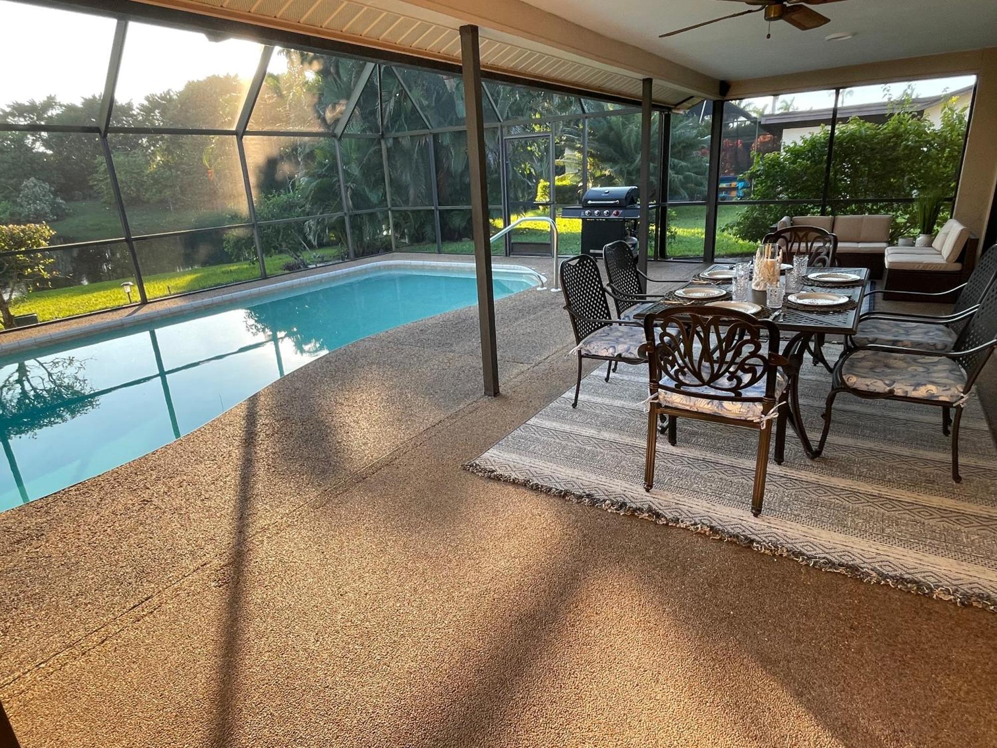 Pool Home With A New Sparkling Pool, Close To Beach, Lovely Lake View North North Naples Dış mekan fotoğraf